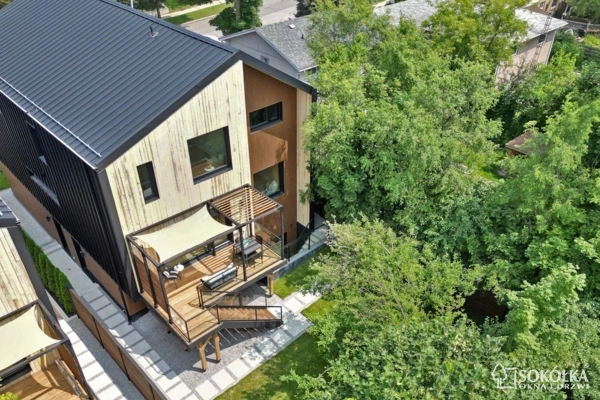 Modern house in Toronto