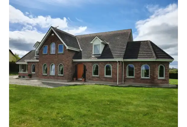 Single family home in Ireland